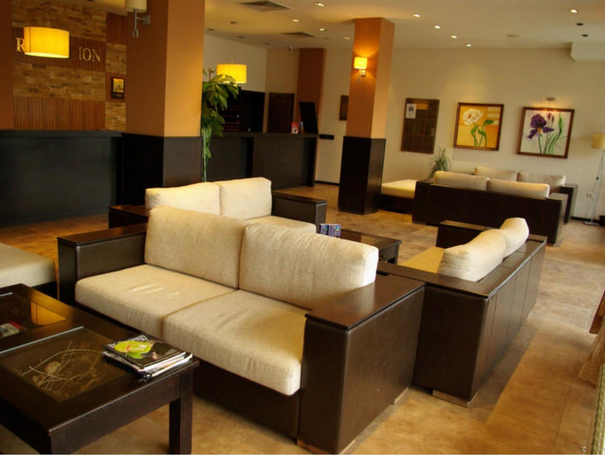 Bansko Ski Apartments In Bansko Royal Towers Buitenkant foto